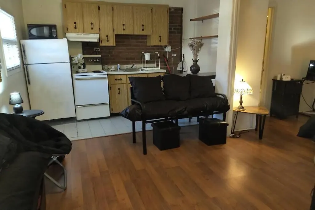 Casa vacanze Awesome Cozy 1 Bedroom Coachhouse Toronto